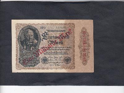 Beschrijving voorzijde: G.PENZ